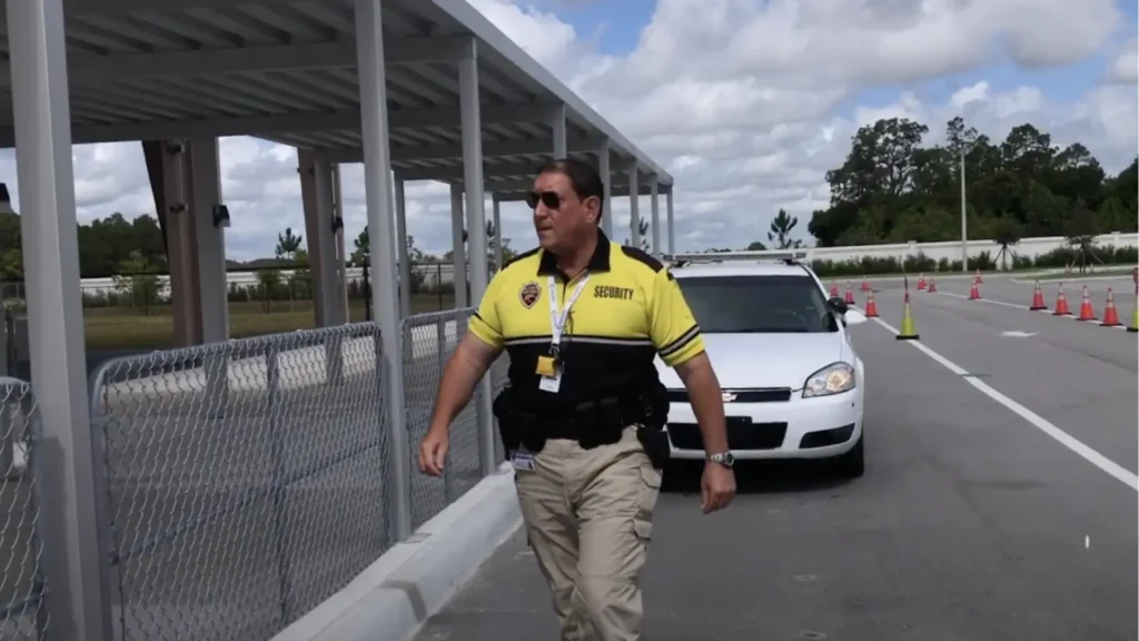 Who Needs a Security Guard License in Florida